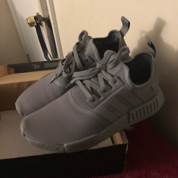 Adidas - Picture 3 of 3